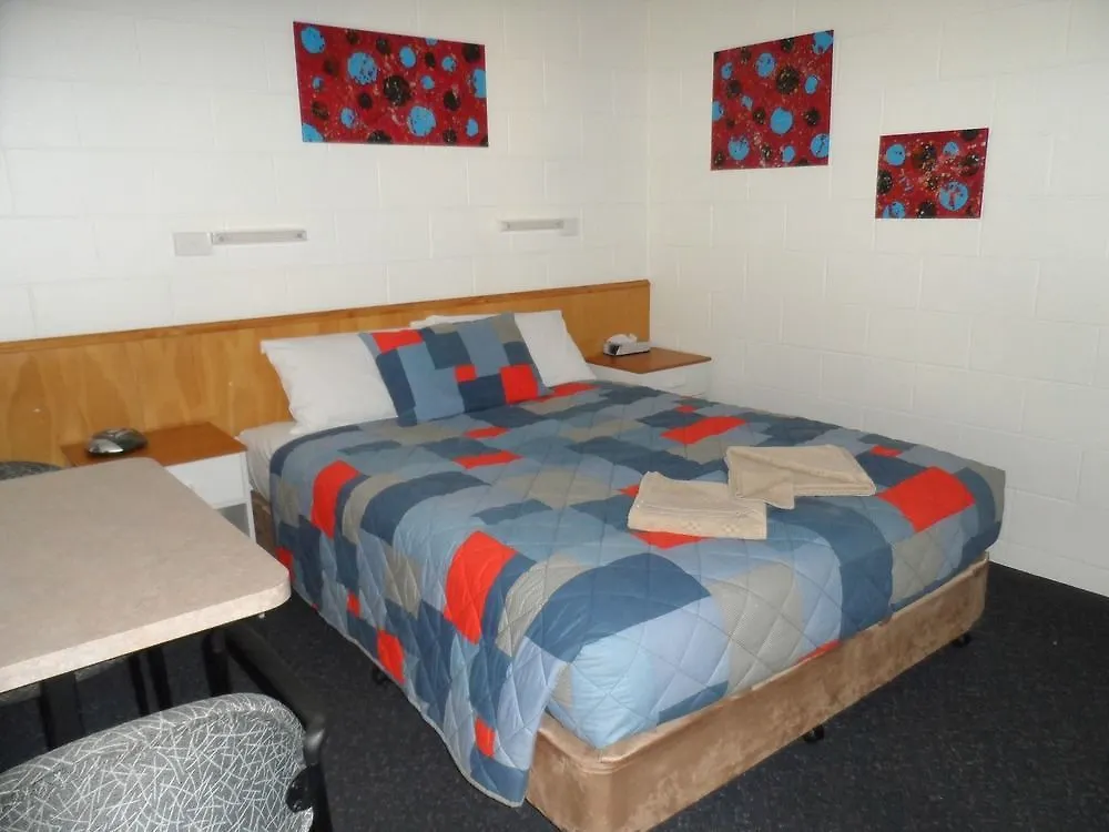 Oakey Motel 3*,